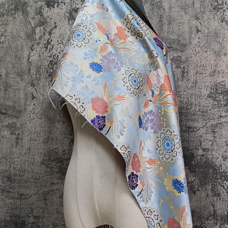 Palace Style Brocade Jacquard Fabric: Damask Upholstery, Costume & Decor