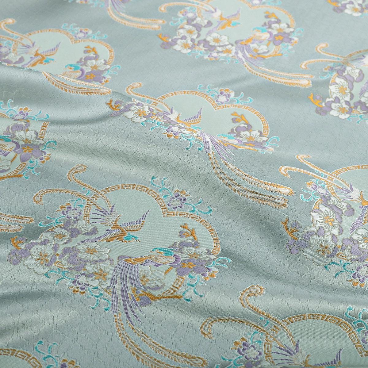Tissu de kimono Nishijin bleu aqua : brocart floral à fils d'or (59"L)