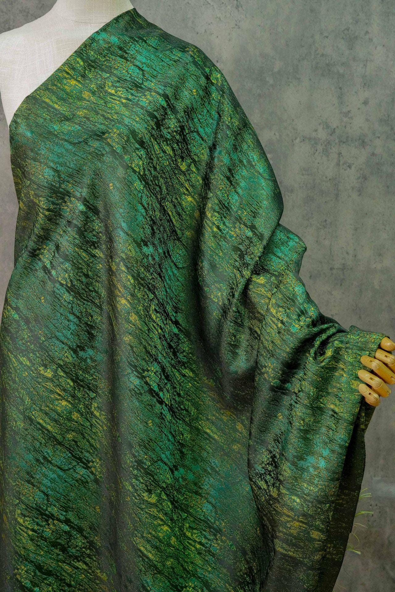 Jacquard Damask Fabric: Retro Palace Green Upholstery & Sewing