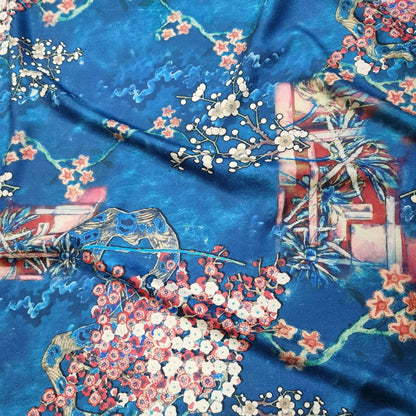 Tissu satin de soie turquoise : imprimé fleurs de prunier, 147 cm de large
