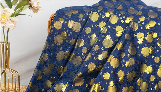 Tissu brocart métallisé à motif cachemire : jacquard chinois de 150 cm de large
