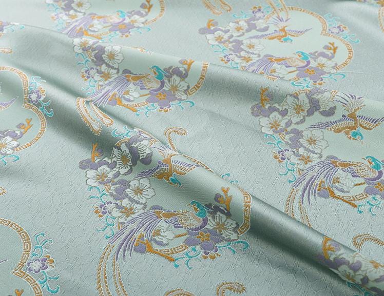 Tissu de kimono Nishijin bleu aqua : brocart floral à fils d'or (59"L)