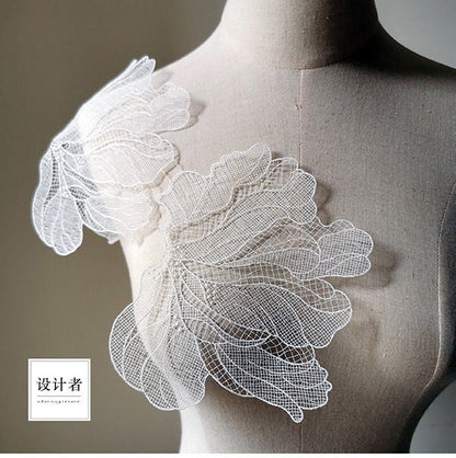 Embroidered Flower Lace Ribbon: White Palace Style Trim