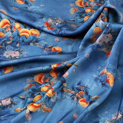 Tissu satiné bleu paon, imprimé floral, 150 cm de large