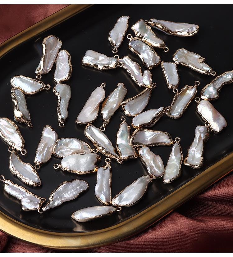 Perles baroques à bordure dorée : fournitures pour la création de bijoux à faire soi-même