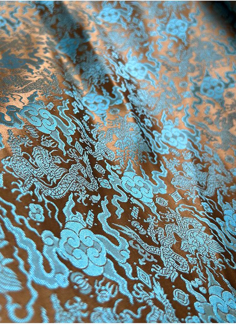 Tissu brocart bleu sarcelle à motif de dragon chinois : mélange de soie et de rayonne, 75 cm de large