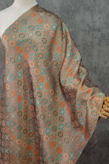 Sichuan Brocade Jacquard Fabric: Chinese Weaving for Cheongsam & Hanfu