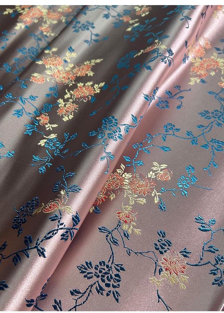 Brocart de soie damassé : tissu chinois à motifs floraux, largeur 75 cm (29,5 po) - Vendu au mètre