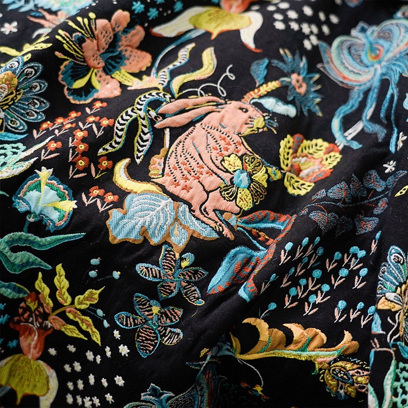 Gold Thread Jacquard Fabric: 3D Floral Upholstery, Quilting - 50"W
