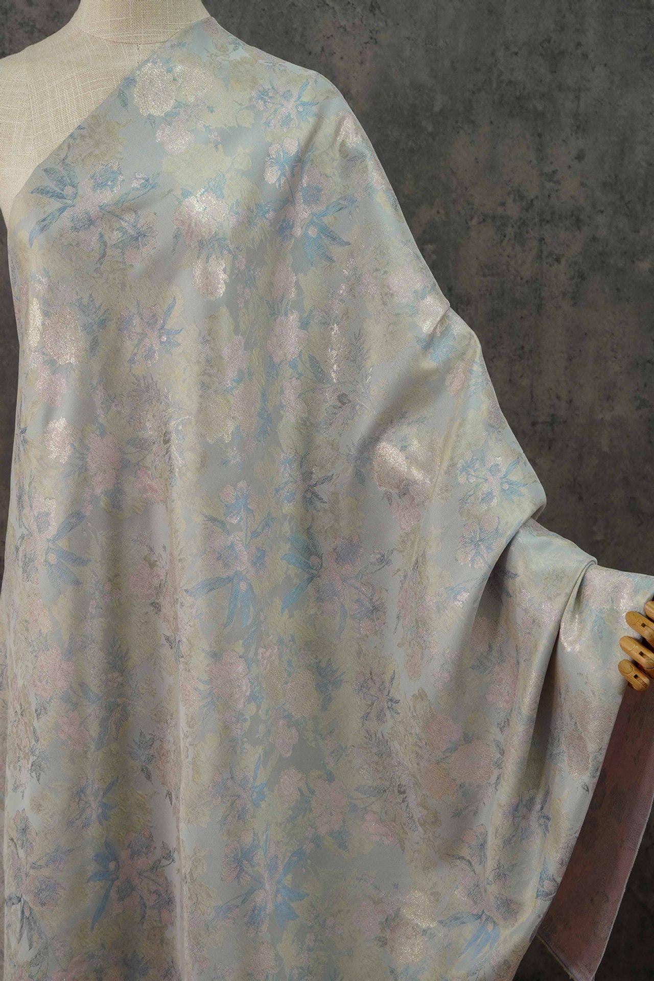 Gold Thread Floral Brocade Fabric: 63"W Chinese Jacquard Damask