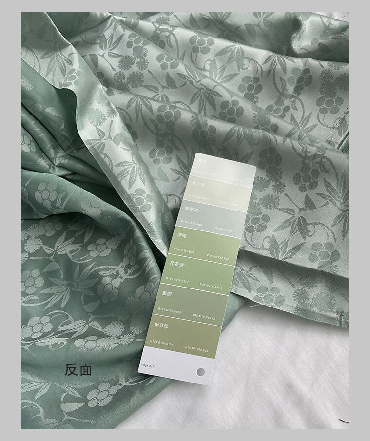 Floral Jacquard Satin Fabric: Two-Sided Yarn-Dyed Cosplay Costume Material