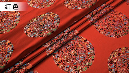 Brocart de soie rouge : tissu d'ameublement et de couture à motifs floraux traditionnels, 150 cm de large