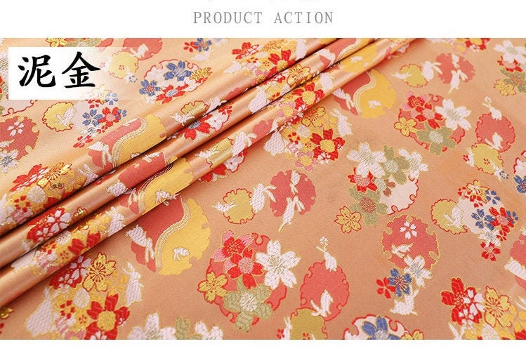Tissu brocart jacquard Sakura Rabbit : rouge, rose, or, bleu (au mètre)