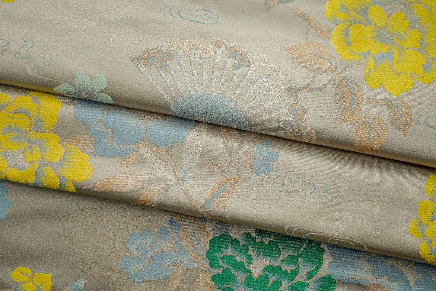 Tissu Rayon Peony Nishijin : Brocart floral japonais, 150 cm de large