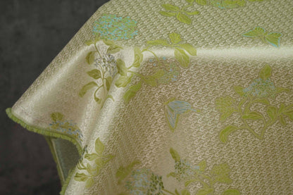 Tissu jacquard à motifs floraux avec fil doré : largeur 165 cm, ameublement et couture