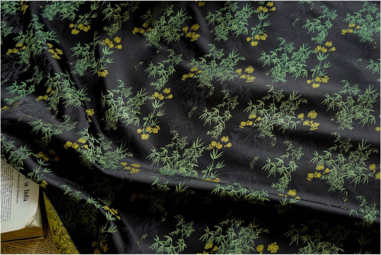 Tissu jacquard bambou oriental : 162,5 cm de large, polyester, matériau de couture