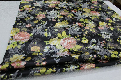 Tissu brocart jacquard à motifs floraux : Tissu pour vêtements traditionnels chinois