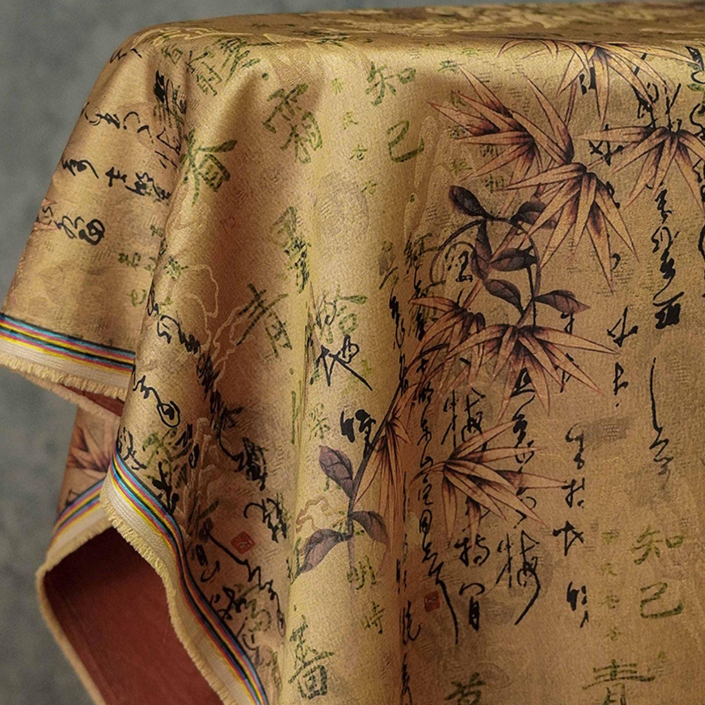Tissu satiné à motifs de poésie chinoise : gaze cantonaise gambierée (150 cm de large)