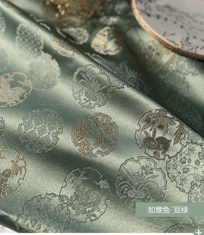 Rabbit Jacquard Silk Brocade Fabric: 58���W Damask Upho