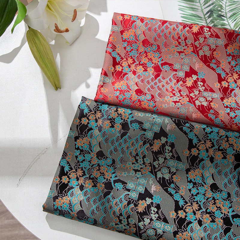 Tissu brocart de soie à motif floral : 57 po de largeur, pour ameublement de cheongsam
