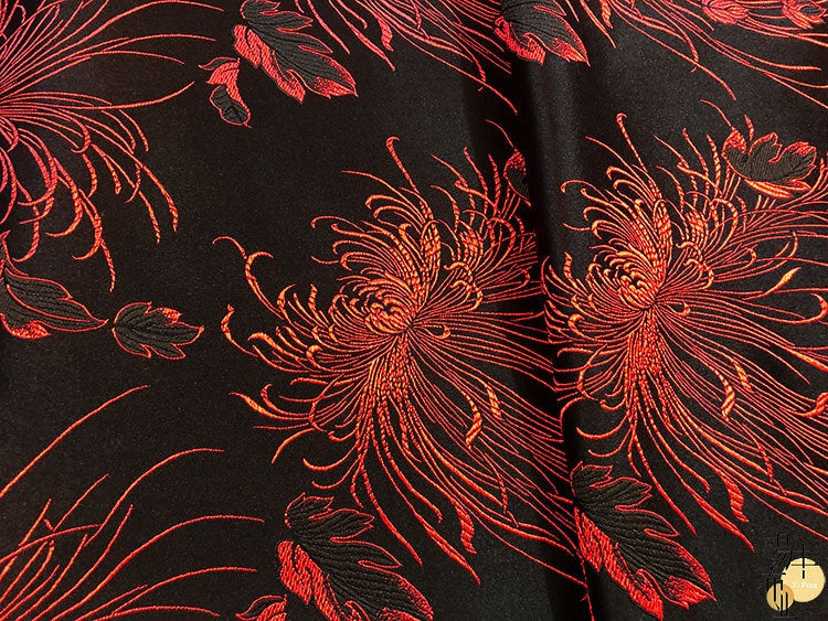 Tissu brocart chrysanthème : jacquard satin de soie rayonne de 75 cm de large