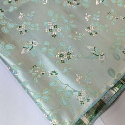 Tissu brocart de soie à motif papillon : mélange de rayonne de 140 cm de large, pour la couture et l’ameublement