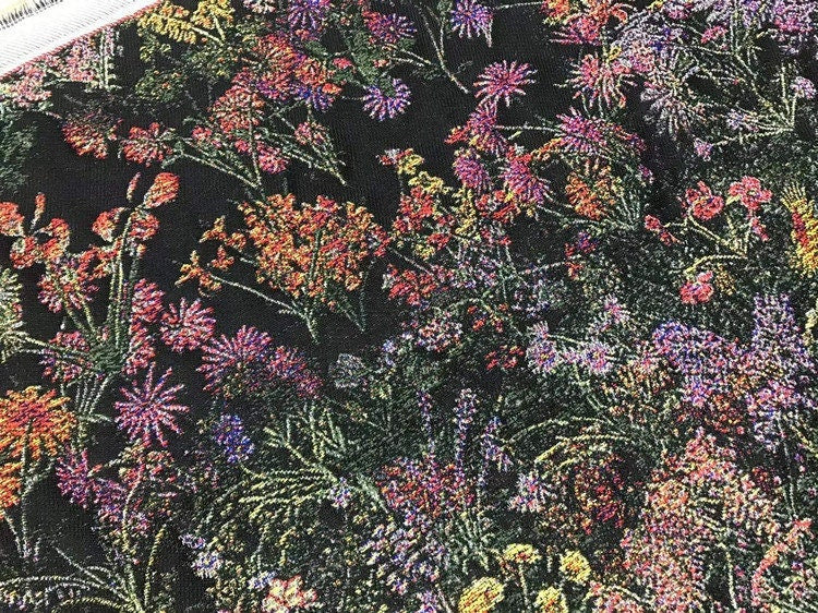 Tissu jacquard à motif floral : texture peinture à l’huile 3D, largeur 140 cm (55 po), vendu au mètre