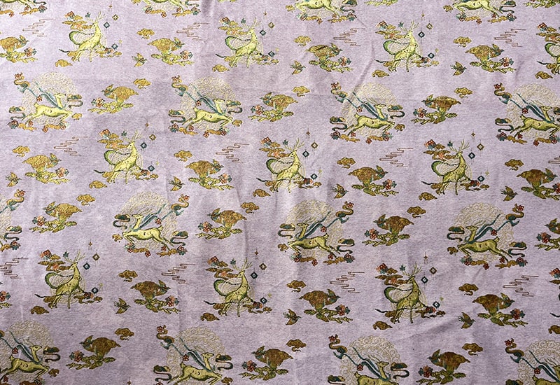Tissu jacquard chenille à motif cerf : Brocart élégant pour ameublement, costumes et décoration
