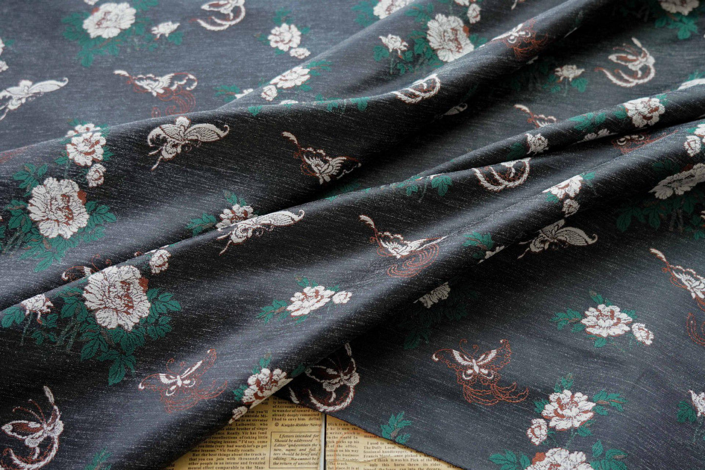 Floral Jacquard Chenille Fabric: 59"W Upholstery Sewing Material