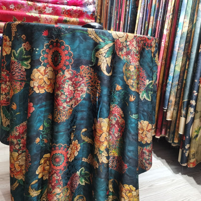 Tissu satiné turquoise à motif floral : imprimé volière léger, 147 cm de large