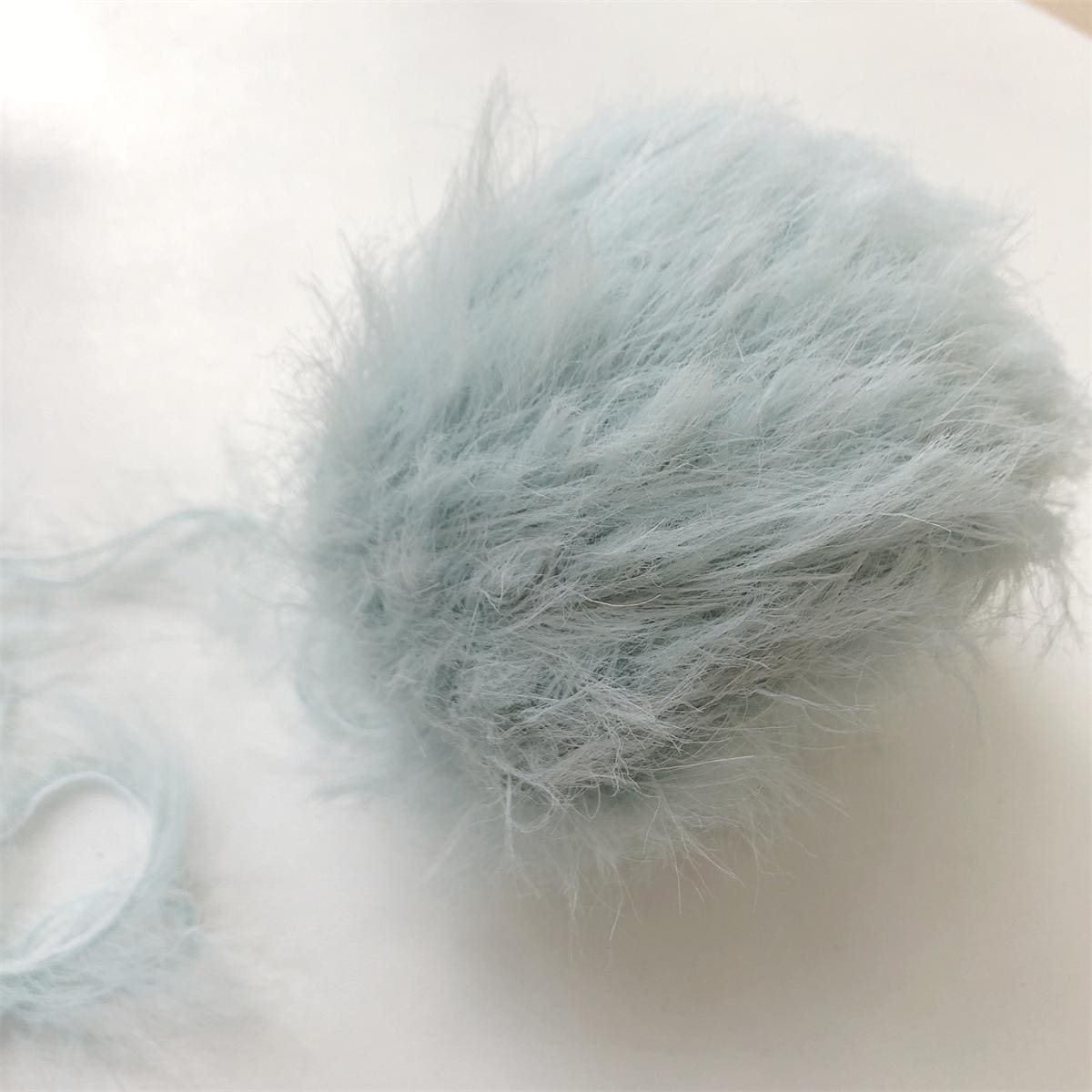 Pelote de laine en velours de vison faite à la main : fil à crocheter en laine fine mélangée