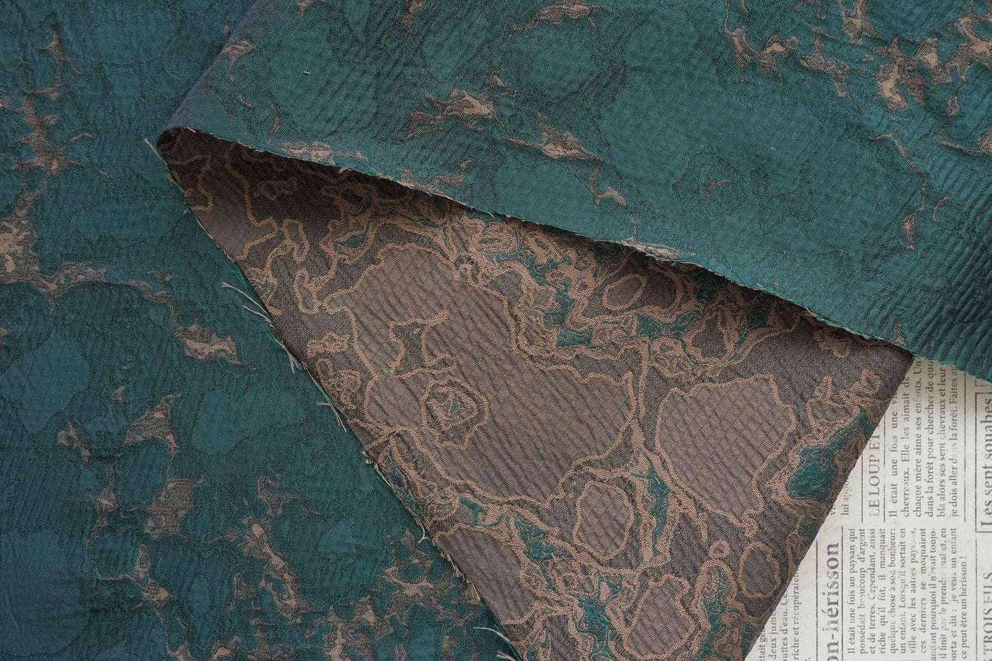 Vintage Moss Green Jacquard Brocade Fabric: Textured Sewing Material (60" Wide, By The Meter)