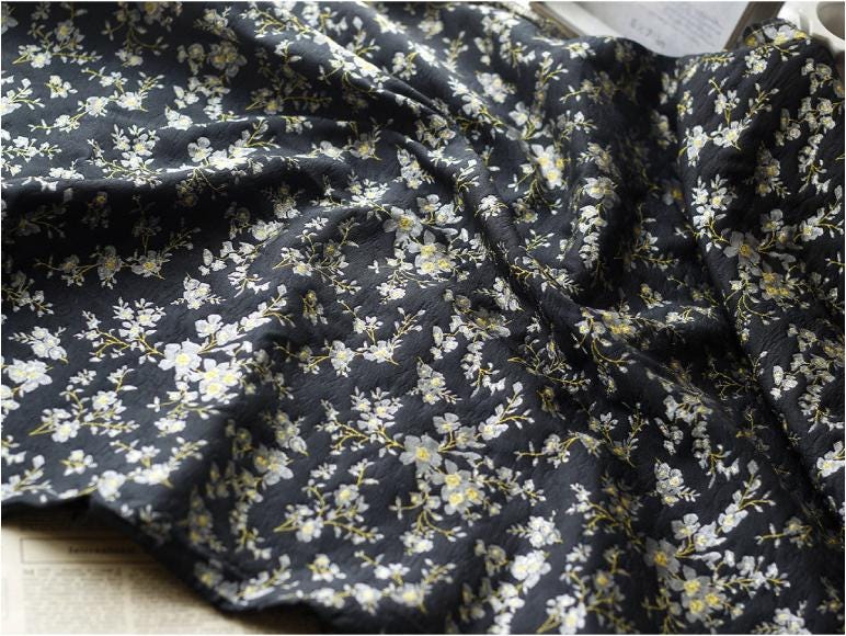 Gold Thread Jacquard Fabric: Retro Reversible Upholstery, Costume, Decor