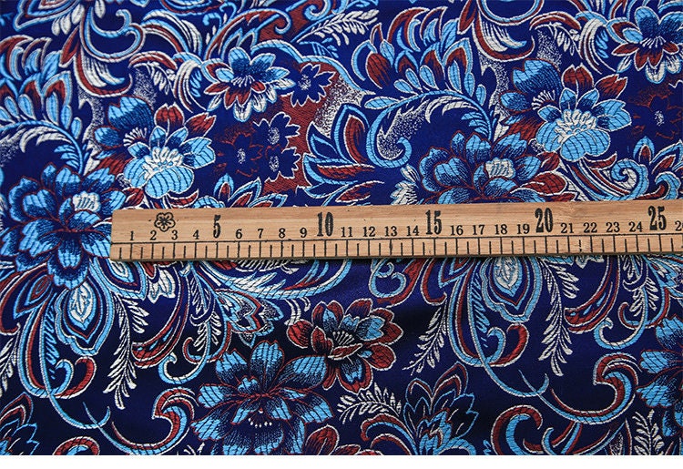 Tissu brocart de soie à motif de phénix : tissu pour cheongsam de 114 cm de large