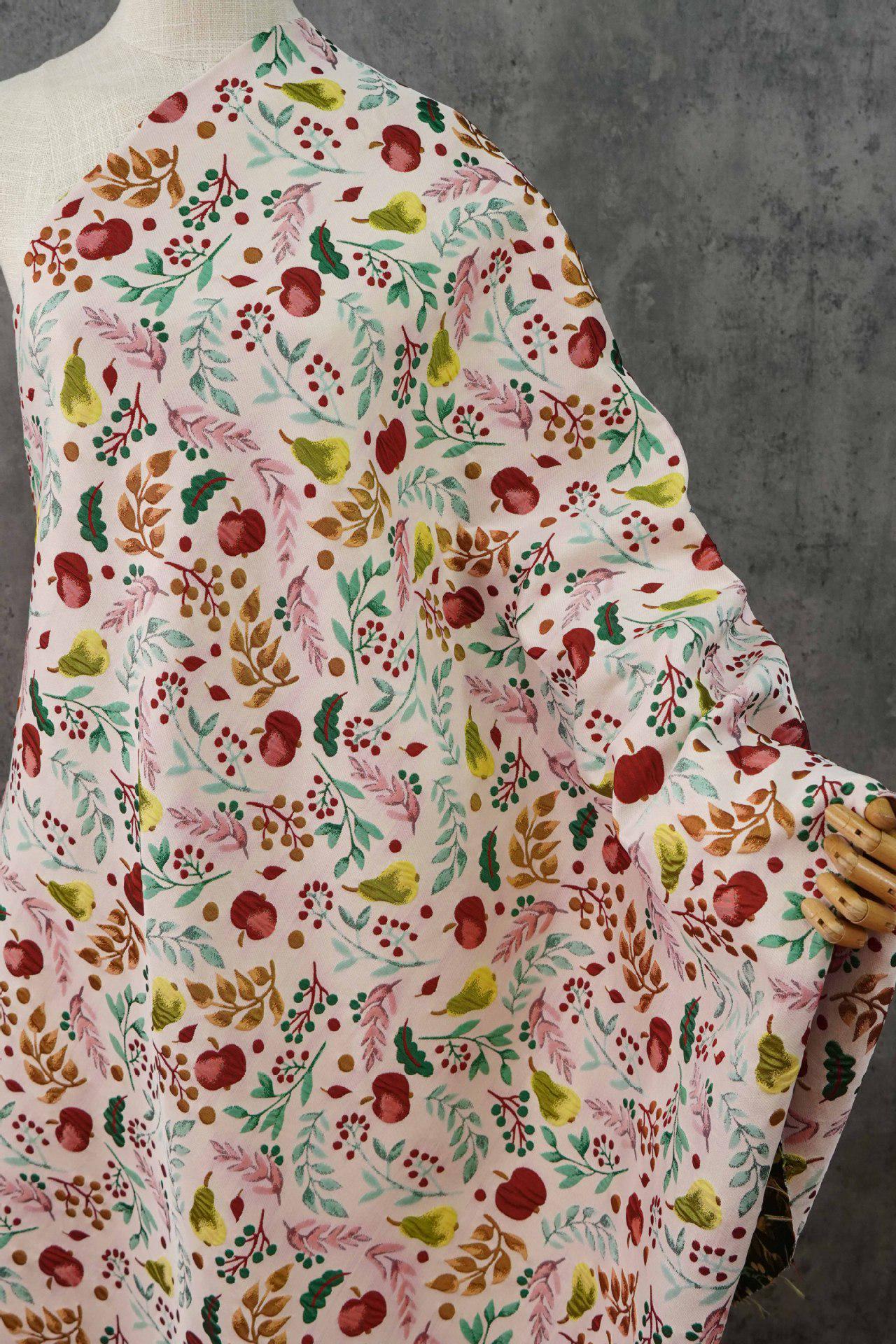 Nature-Inspired Embossed Leaf Jacquard Fabric ��� Refreshing Fruit Leaf Design for Handbags & Accessori"Wide
