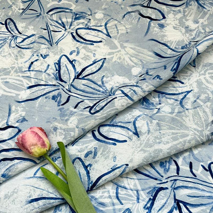 Tissu satin de coton imprimé numérique bleu – Tissu doux pour robes, patchwork, couture DIY, loisirs créatifs, motifs floraux et abstraits, 59 cm