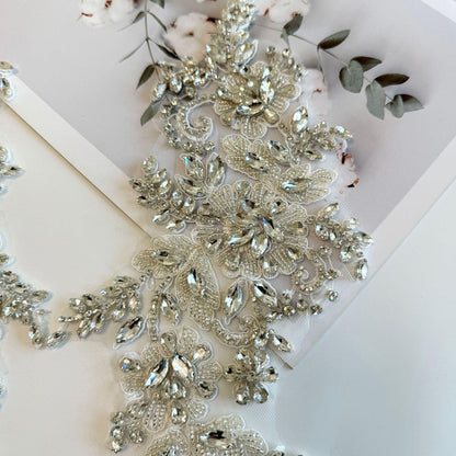 Applique florale à sequins en forme de diamant - Dentelle en maille brodée, loisirs créatifs