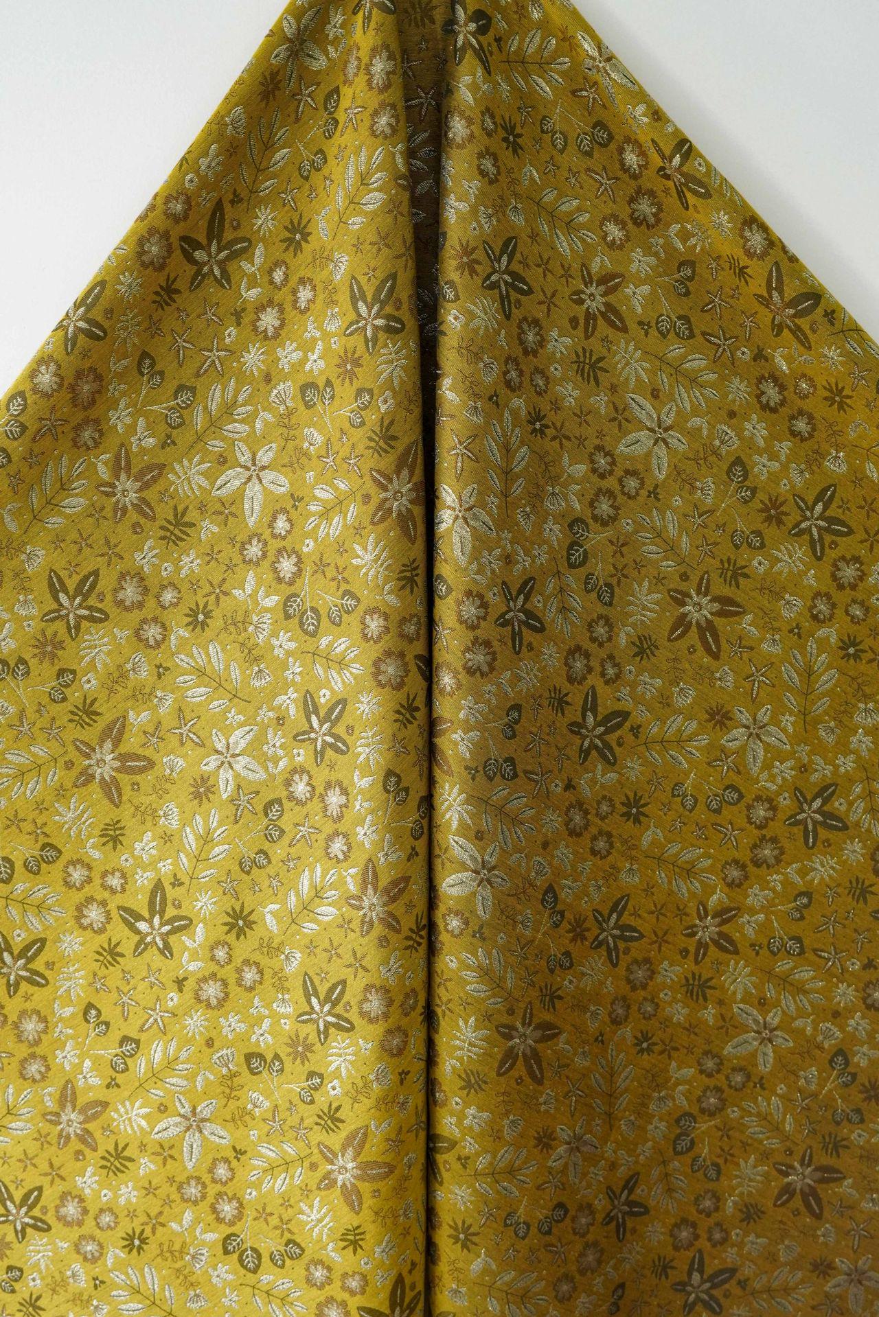 Countryside Leaf & Mini Flower Woven Fabric ��� Ideal for Crafts and Decorati" Wide