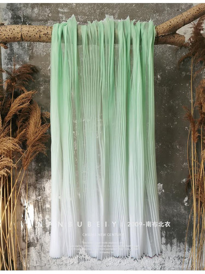 Tissu organza dégradé : effet froissé, 150 cm de large