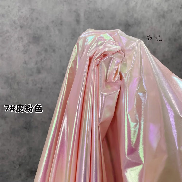Metallic Silver Pleated Waterproof Fabric: Holographic Padded Jacket Material