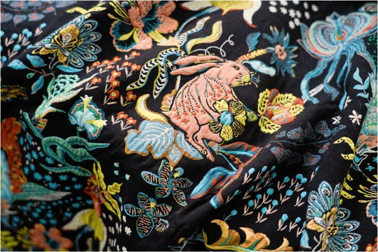 Gold Thread Jacquard Fabric: 3D Floral Upholstery, Quilting - 50"W
