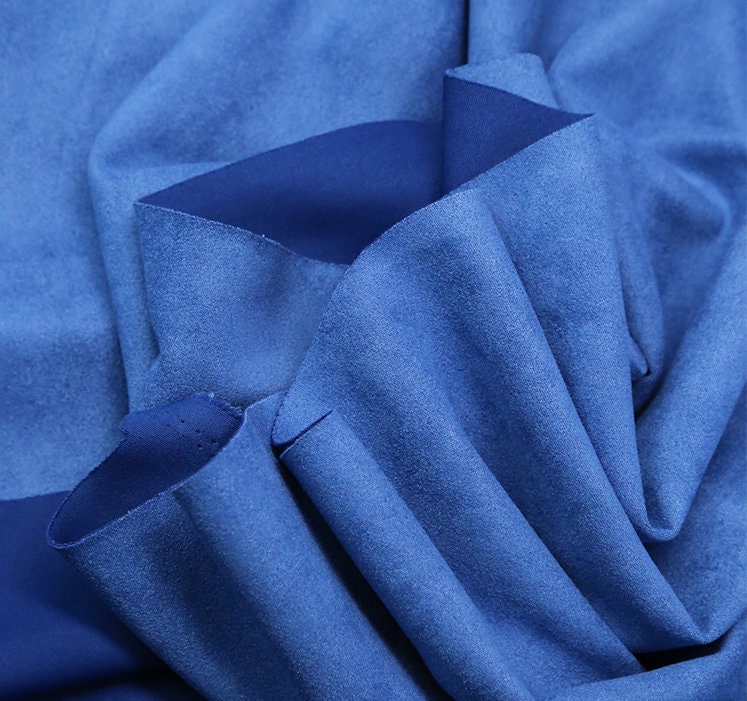 Tissu extensible en imitation daim : mélange de polyester et d’élasthanne, largeur 147 cm