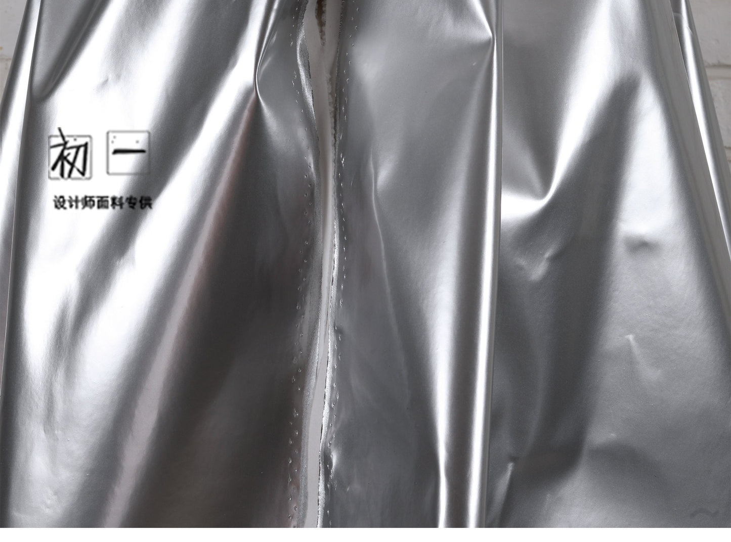 Mirror Coated PU Leather Fabric: Waterproof Metallic Designer Material