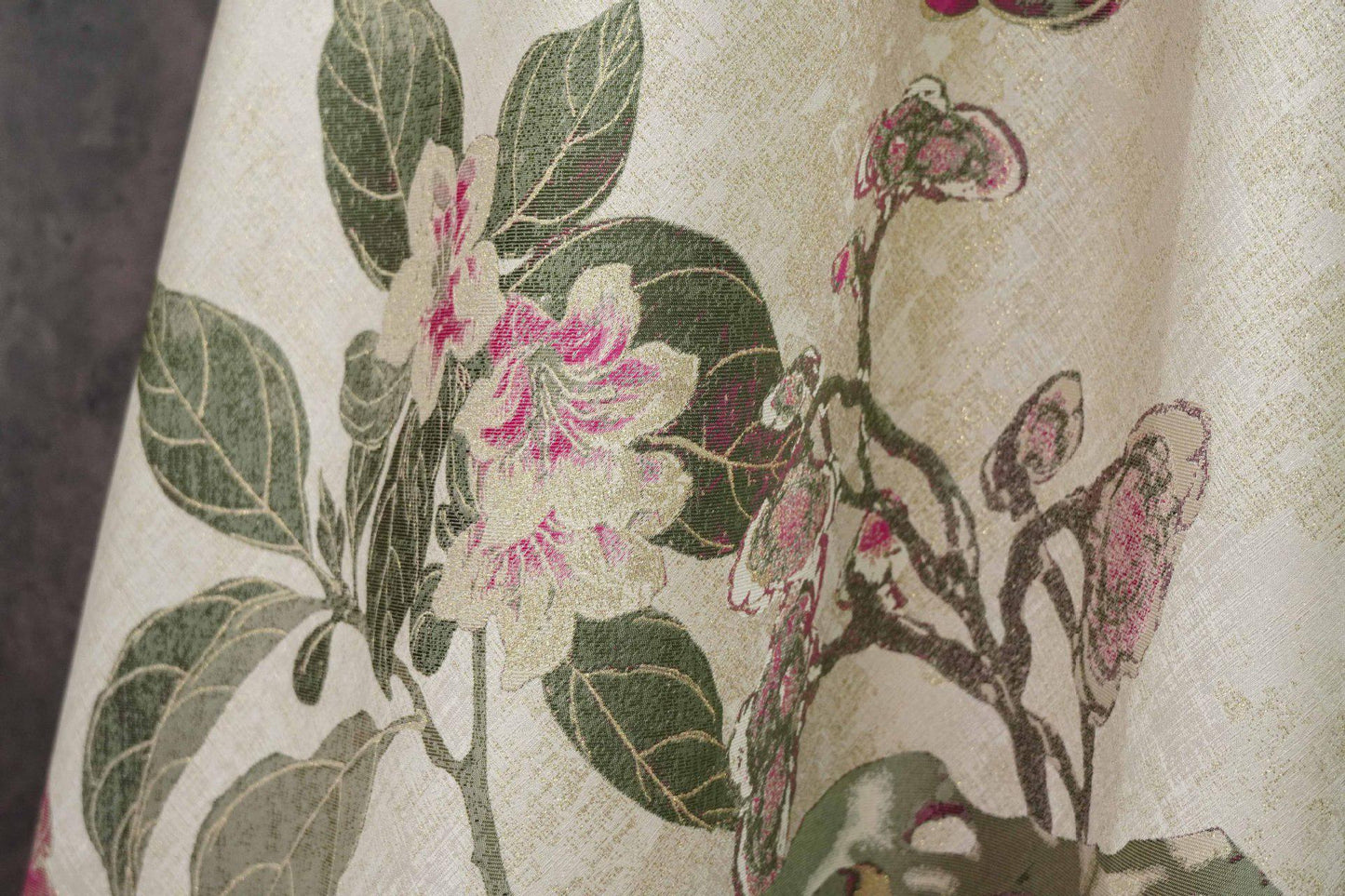 Tissu jacquard brocart doré à motifs floraux, tissu pour costumes Hanfu, tissu pour rideaux et ameublement, largeur 60 pouces