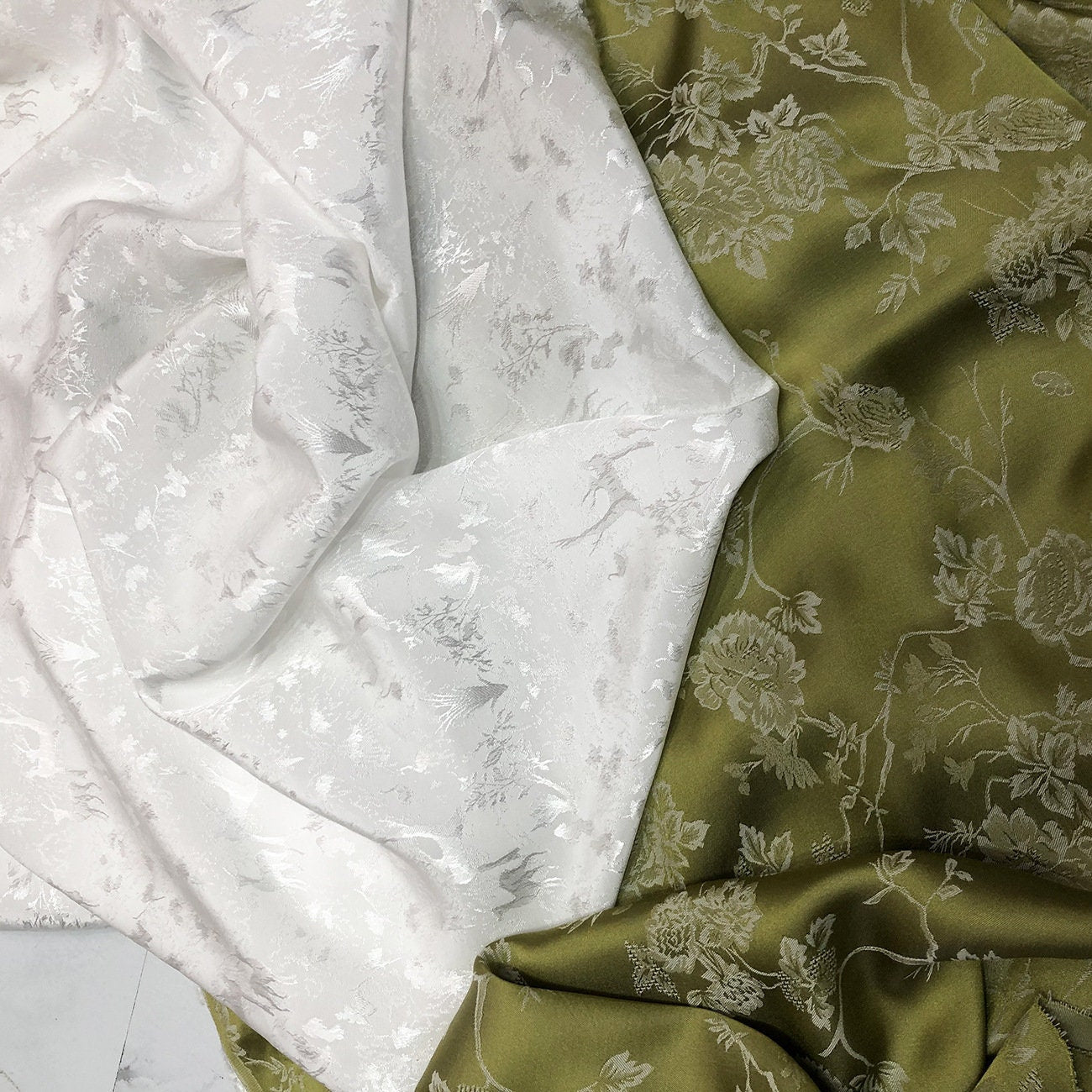 Tissu jacquard à motif cerf blanc : style chinois antique, 150 cm de large