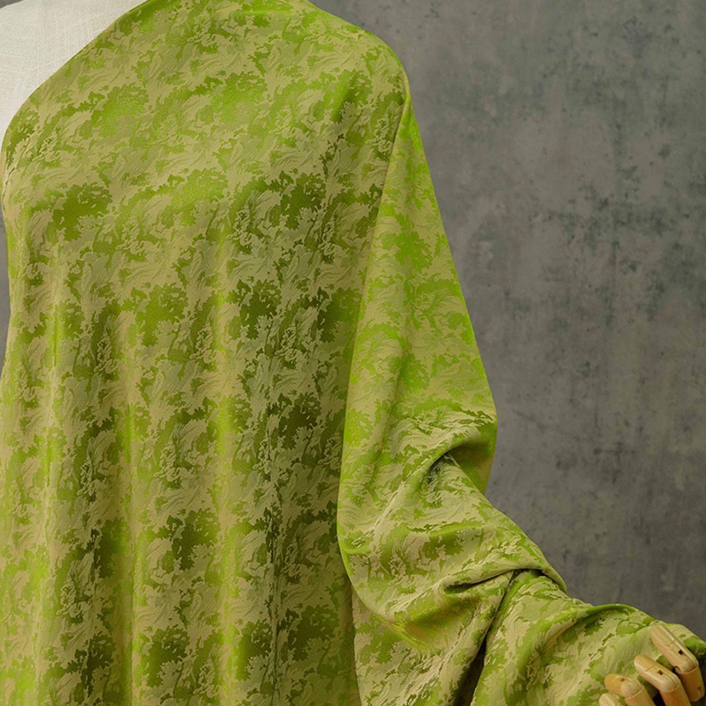 Green Wave Jacquard Fabric: Embossed Upholstery, Costume, & Bedding (59"W)