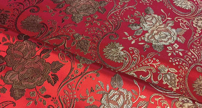 Tissu brocart à motifs floraux : Jacquard de soie et rayonne style palais rétro