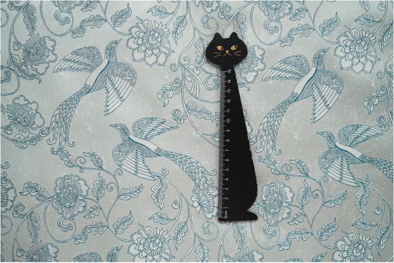 Phoenix Brocade Jacquard Fabric: Retro Palace Style Damask (by the meter)