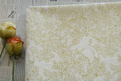 Tissu jacquard floral jungle française : tissage fin pour l’ameublement et la mode