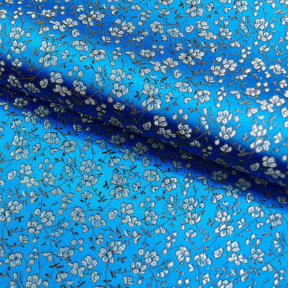 Tissu brocart de soie à motifs floraux : satin de rayonne de 114 cm de large, idéal pour la confection de costumes et l’ameublement, vendu au mètre.